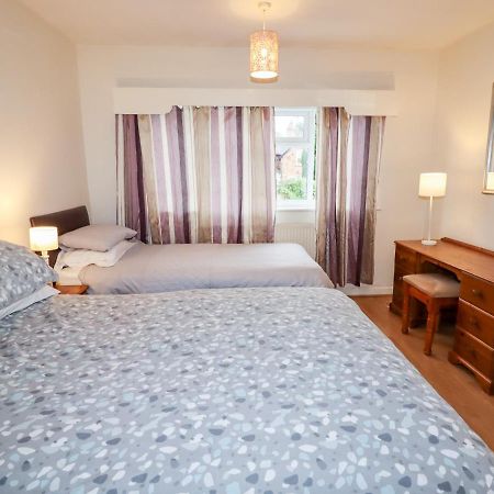 Villa The Hawthorns Chester Esterno foto