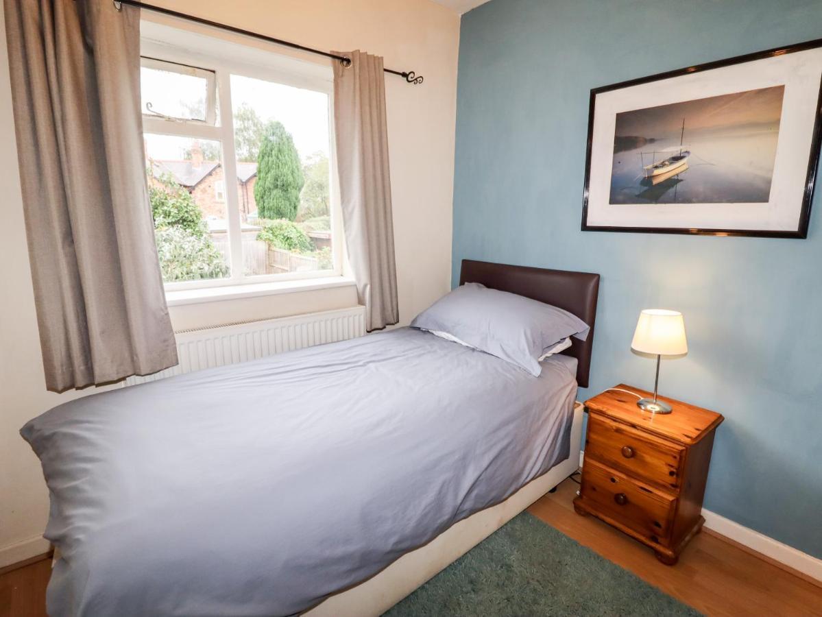 Villa The Hawthorns Chester Esterno foto